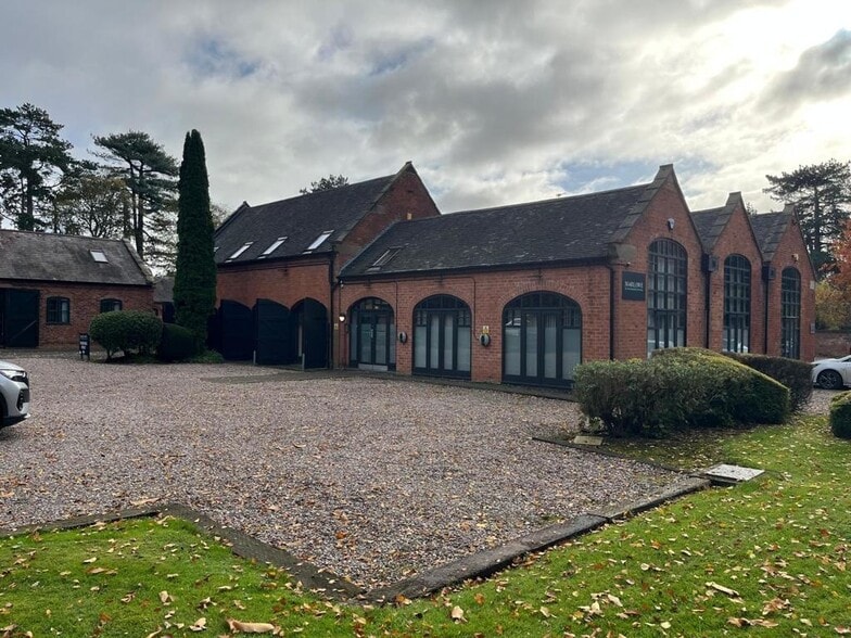Old London Rd, Sutton Coldfield to rent - Building Photo - Image 1 of 13