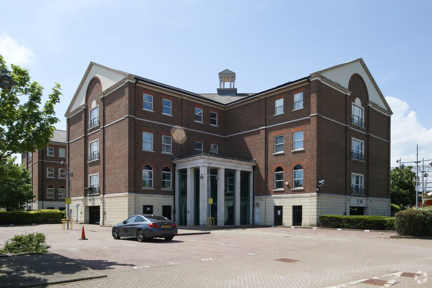 Quayside, Chatham for sale - Primary Photo - Image 1 of 1