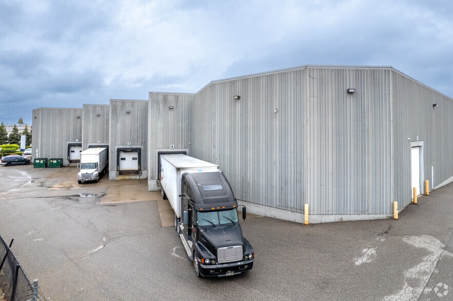 200 Romina Dr, Vaughan, ON to rent - Building Photo - Image 2 of 2