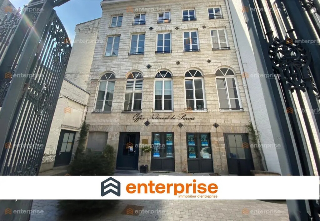 Location Bureaux 105 m² - Photo 1
