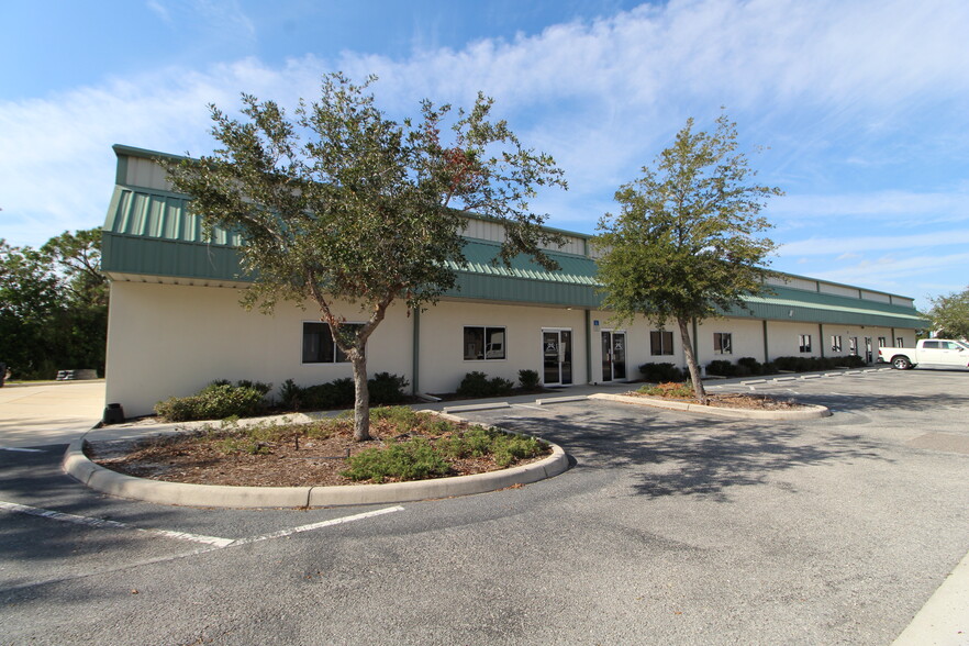 3210 59th Dr E, Bradenton, FL for rent - Building Photo - Image 3 of 5