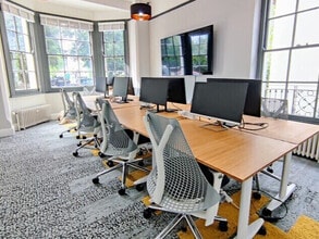 Montpellier Dr, Cheltenham to rent Interior Photo- Image 1 of 4