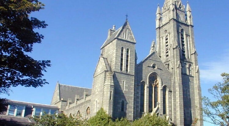 6 Carden Pl, Aberdeen to rent - Building Photo - Image 2 of 5