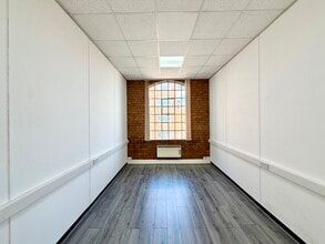 123-131 Bradford St, Birmingham to rent Interior Photo- Image 2 of 3