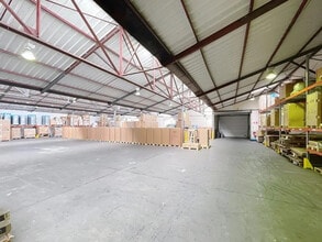 1145 Rue Des Mettanies, Pontcharra to rent Building Photo- Image 1 of 2