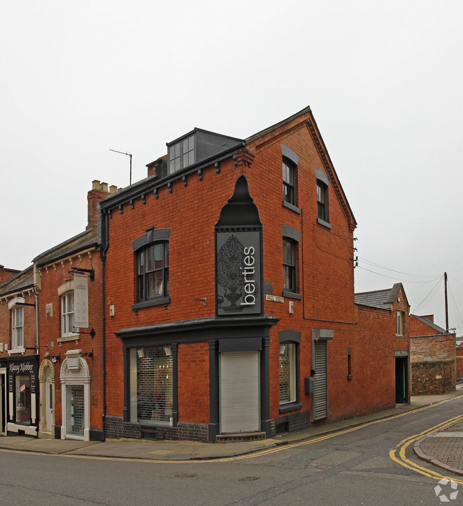 28 Guildhall Rd, Northampton for sale Primary Photo- Image 1 of 1