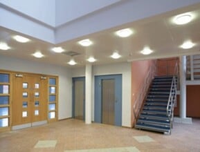 11 Woodhall, Holytown to rent Interior Photo- Image 1 of 2