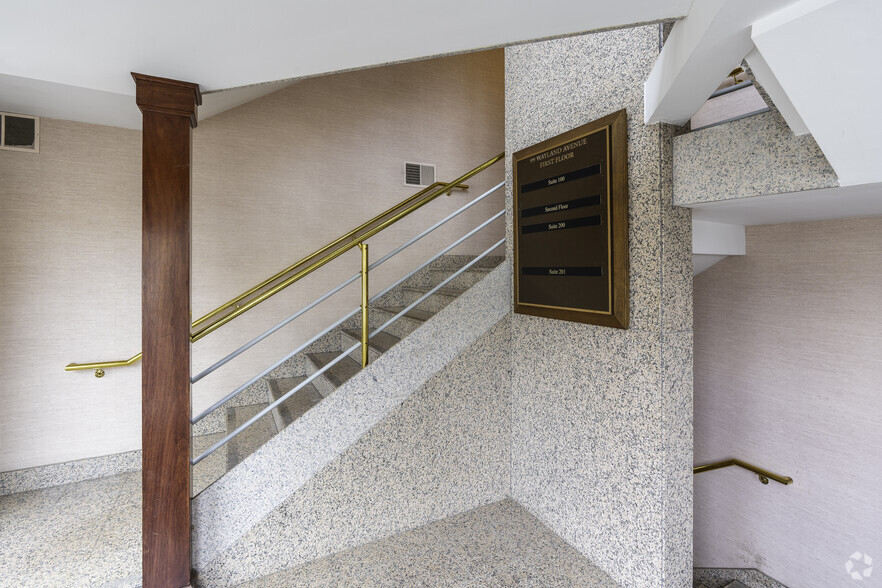 99 Wayland Ave, Providence, RI for rent - Lobby - Image 3 of 8