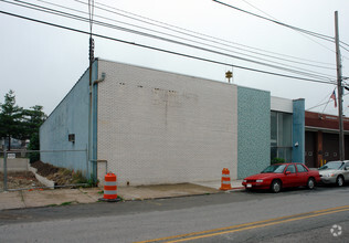 64 W 4th St, Bridgeport, PA for sale Primary Photo- Image 1 of 4