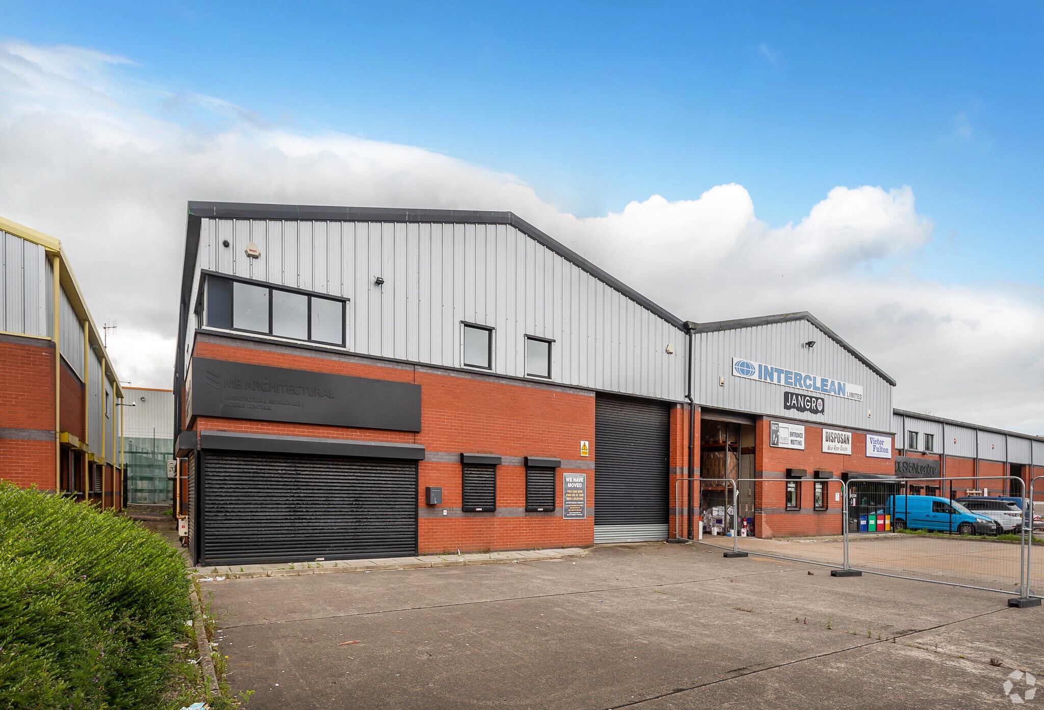 14 Falcon Rd, Belfast for sale Primary Photo- Image 1 of 1