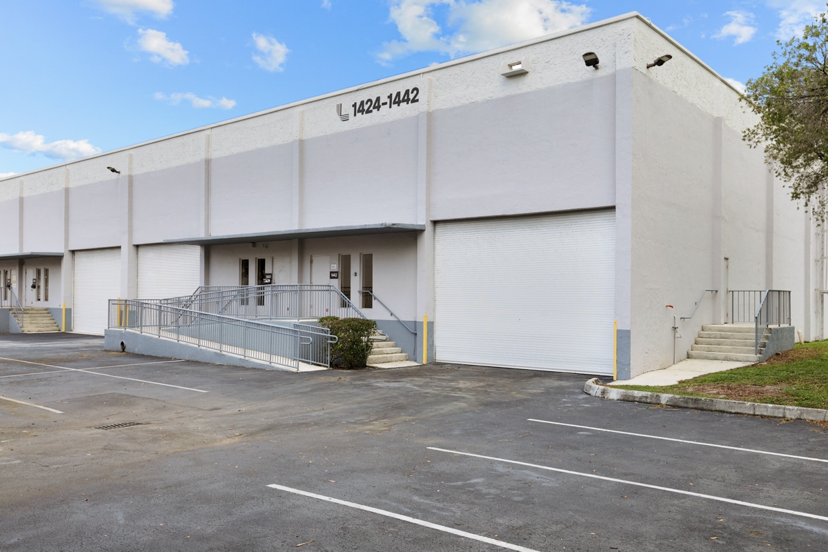 7950-7966 NW 14th St, Miami, FL to rent Building Photo- Image 1 of 18