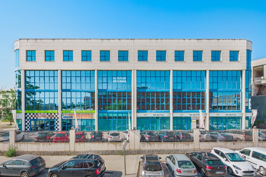 Avenida de la Industria, 9, Alcobendas, Madrid to rent - Building Photo - Image 3 of 20