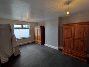 1111-1121 London Rd, Leigh On Sea to rent Interior Photo- Image 2 of 7