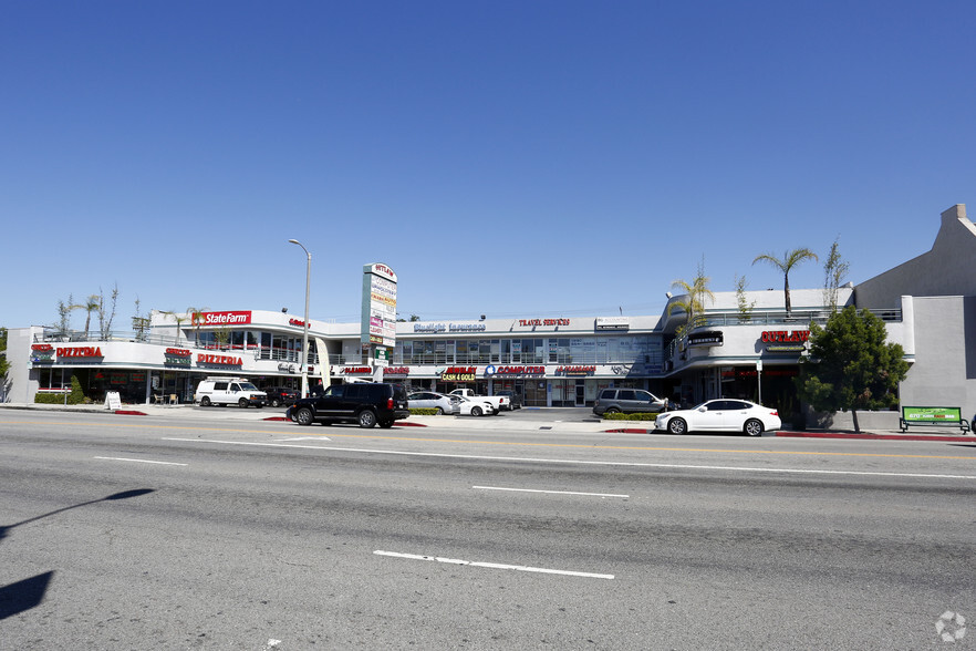 19307-19327 Ventura Blvd, Tarzana, CA for rent - Building Photo - Image 2 of 16