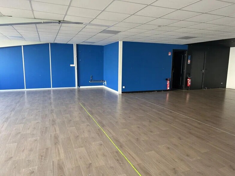 2 Boulevard Jean Moulin, Nantes for sale - Building Photo - Image 3 of 6