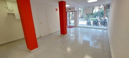 Retail in Esplugues de Llobregat, Barcelona to rent Interior Photo- Image 1 of 5