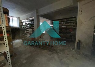 Retail in Cáceres, Cáceres to rent Interior Photo- Image 2 of 8