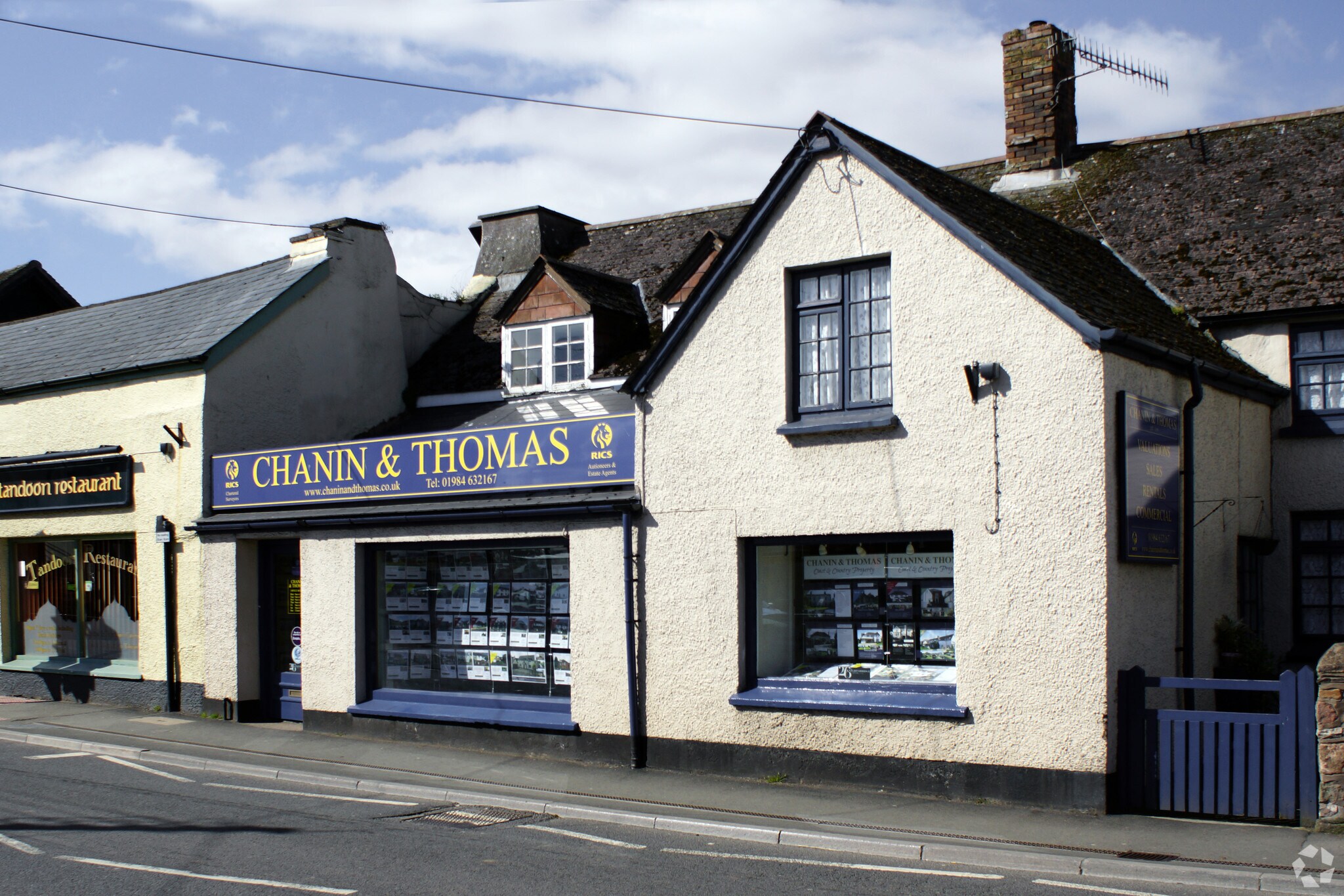 9 Fore St, Taunton to rent Primary Photo- Image 1 of 4