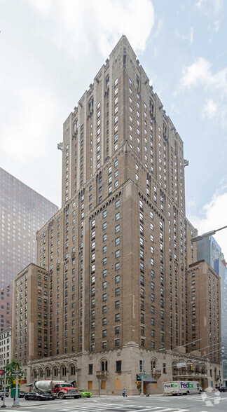 525 Lexington Ave, New York, NY for sale - Primary Photo - Image 1 of 1