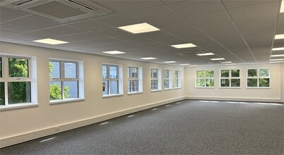 649 River Gdns, Feltham to rent Interior Photo- Image 1 of 1