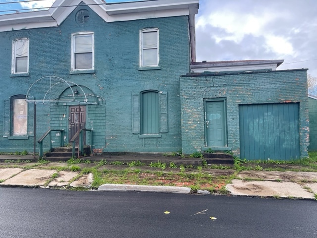 405 Mandeville St, Utica, NY for rent - Building Photo - Image 2 of 7