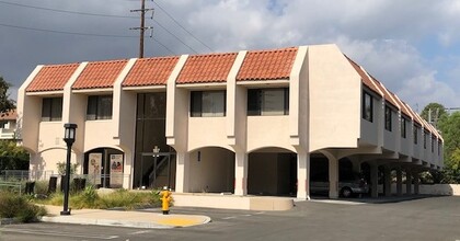 187 E Wilbur Rd, Thousand Oaks, CA for rent Building Photo- Image 1 of 6