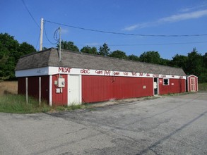 1860 N Lakeshore Dr, Ludington, MI for sale Primary Photo- Image 1 of 1