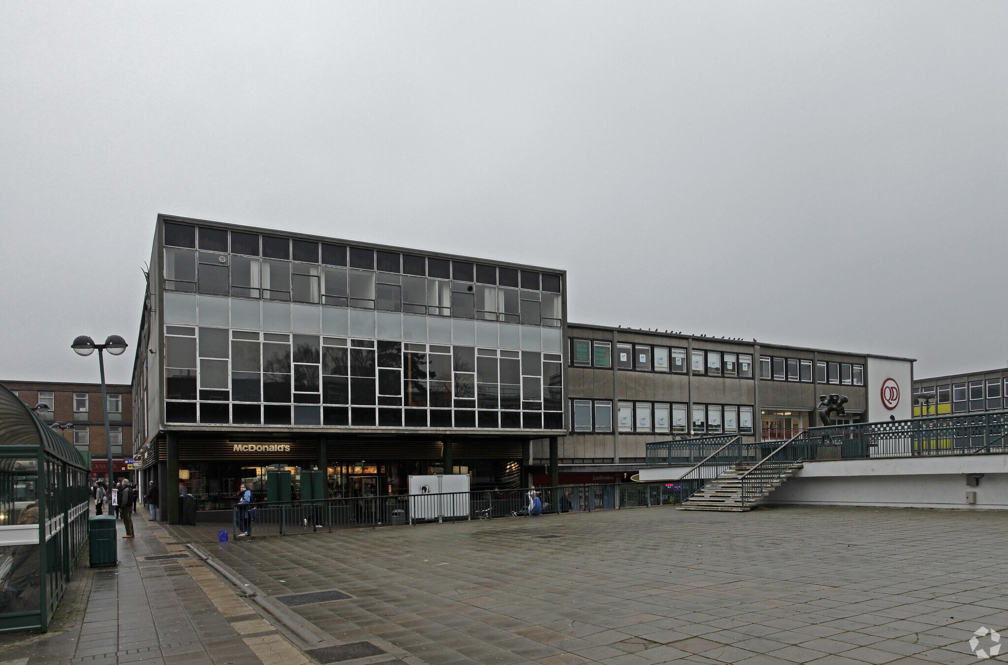 29 Town Sq, Stevenage for sale Building Photo- Image 1 of 1