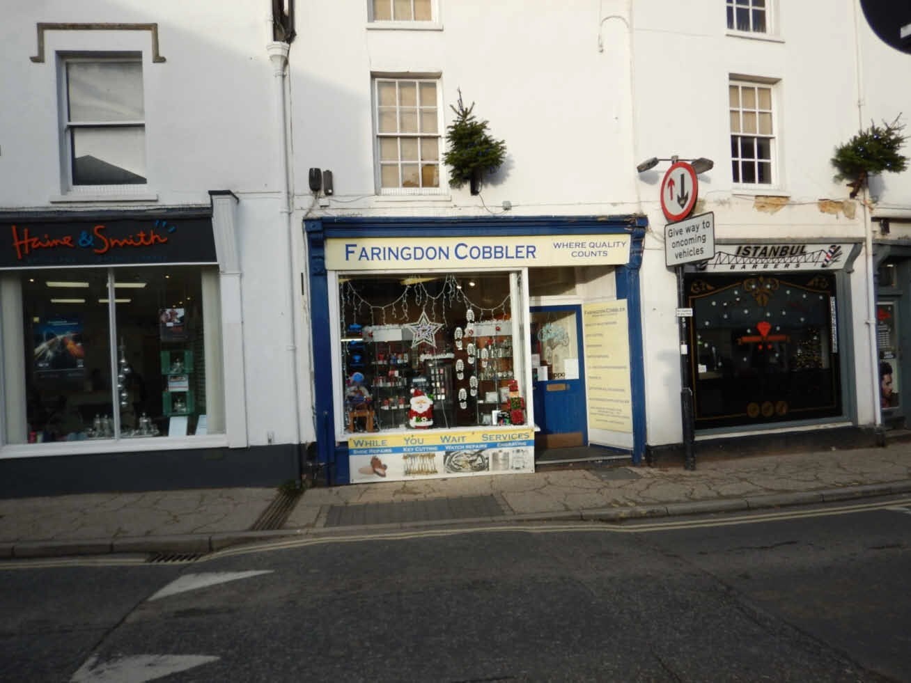 8-10 Cornmarket, Faringdon for sale Primary Photo- Image 1 of 1