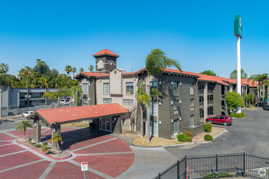 3232 Riverside Dr, Bakersfield, CA for sale - Primary Photo - Image 1 of 1