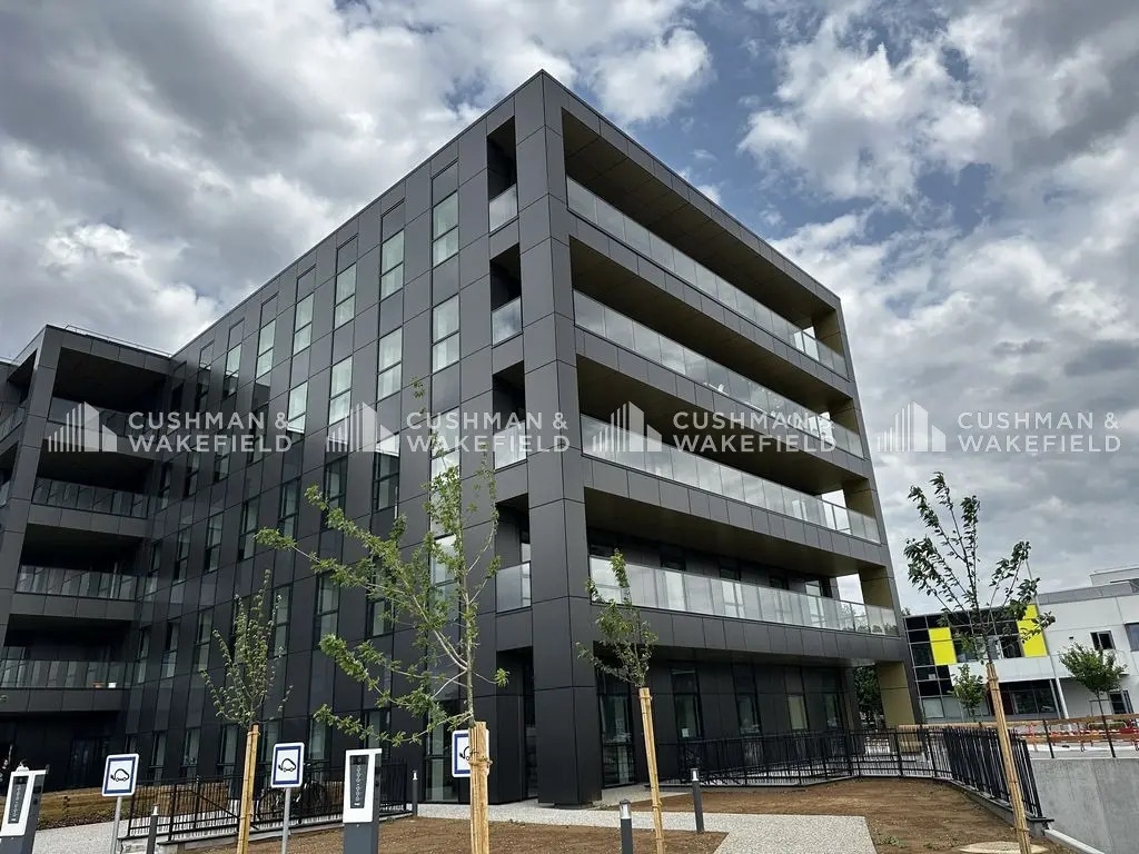 Office in Schiltigheim to rent Building Photo- Image 1 of 11