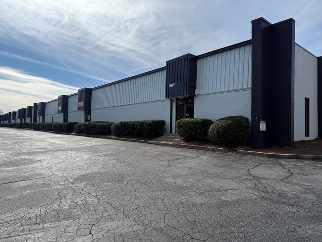 More details for 1870-1908 Forge St, Tucker, GA - Industrial to Rent