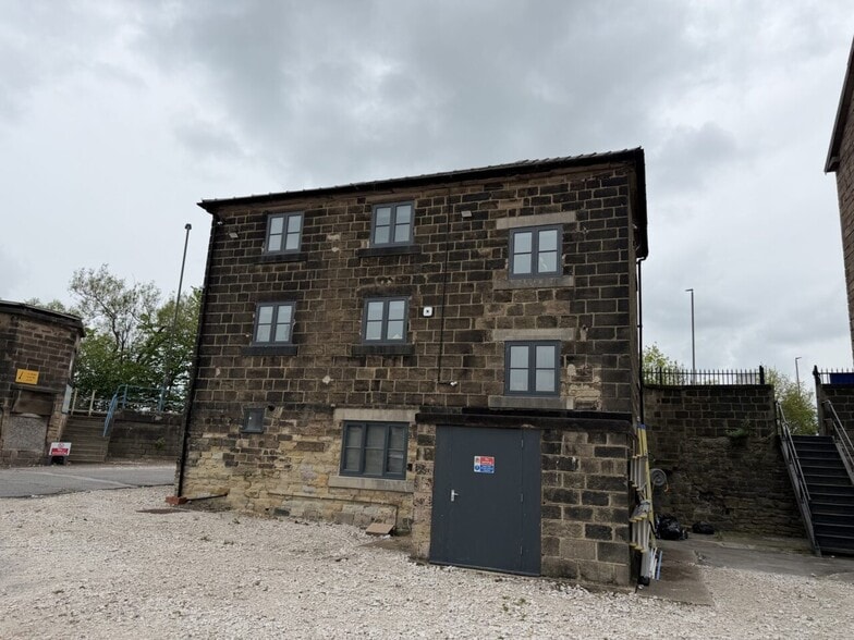 Butterley Corne, Ripley to rent - Building Photo - Image 1 of 2