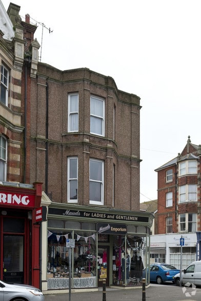 22 St Leonards Rd, Bexhill On Sea to rent - Building Photo - Image 3 of 6