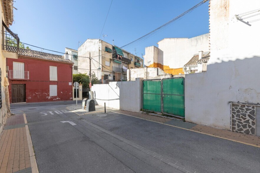Calle la Cruz, 1, Peligros, Granada for sale - Building Photo - Image 2 of 17