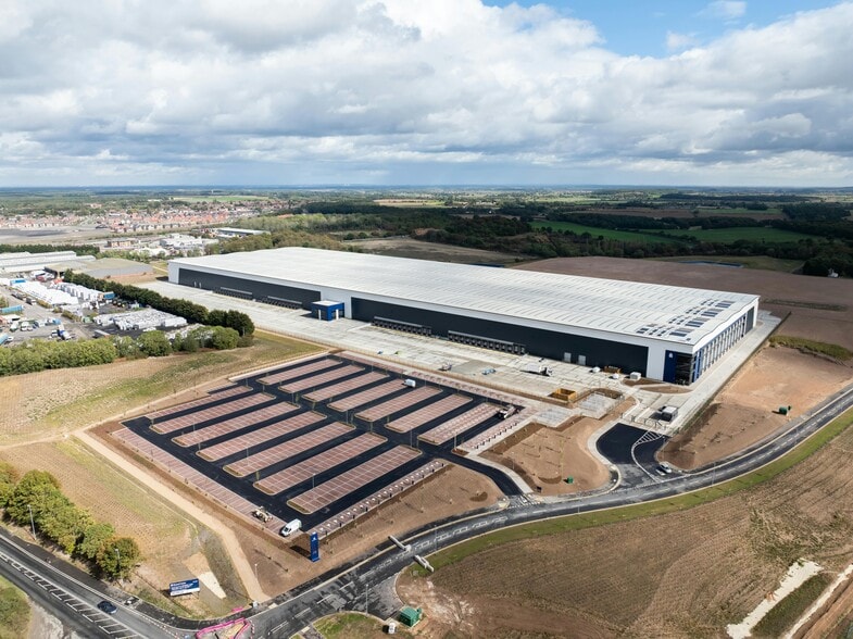 Panattoni 770, Doncaster to rent - Building Photo - Image 2 of 6