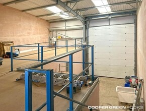 38 Vanguard Way, Shrewsbury to rent Interior Photo- Image 2 of 6