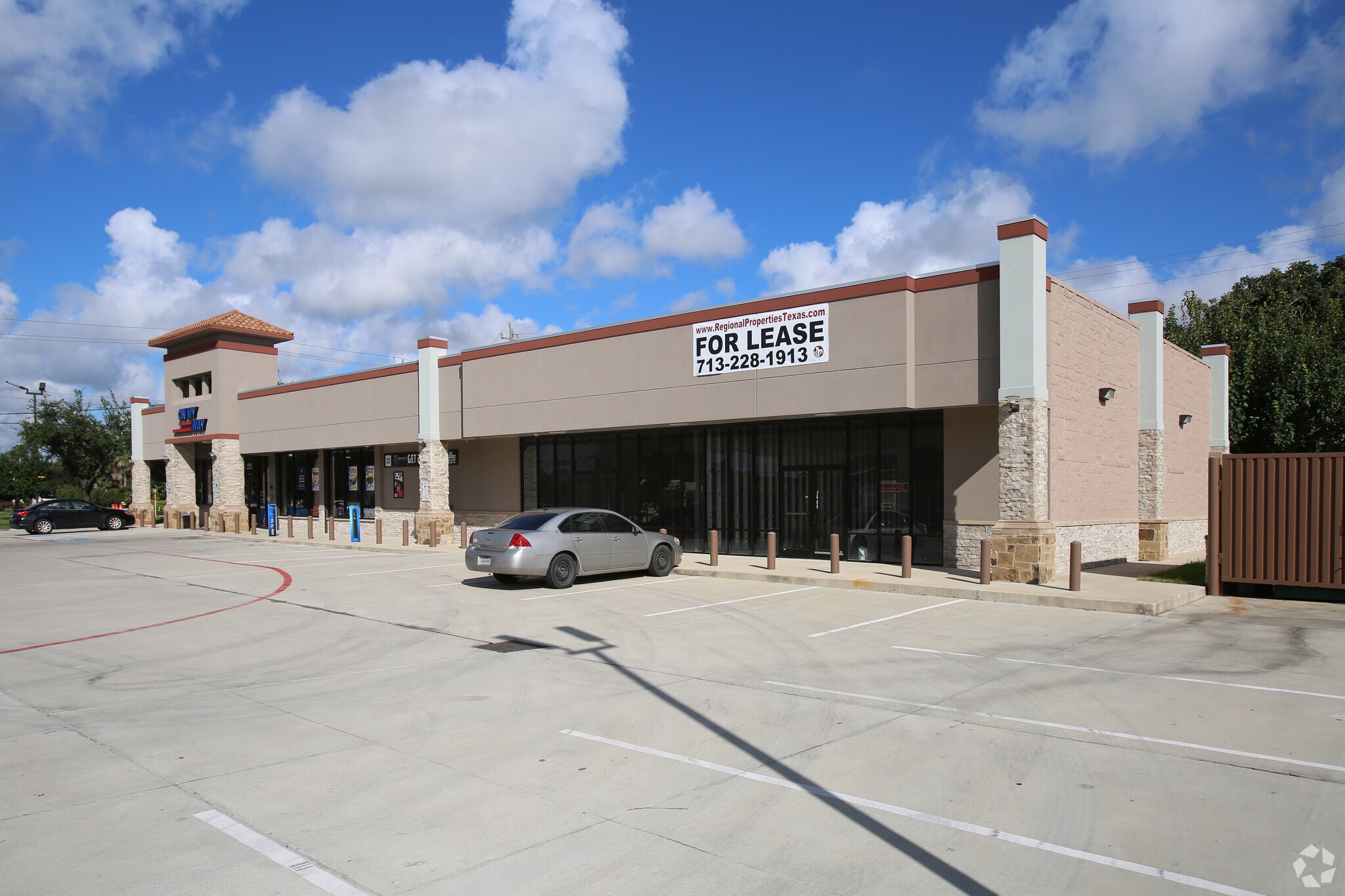 4815 Fairmont Pky, Pasadena 77505 1