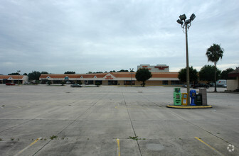 5141 US Highway 98, Lakeland, FL for rent Primary Photo- Image 1 of 8