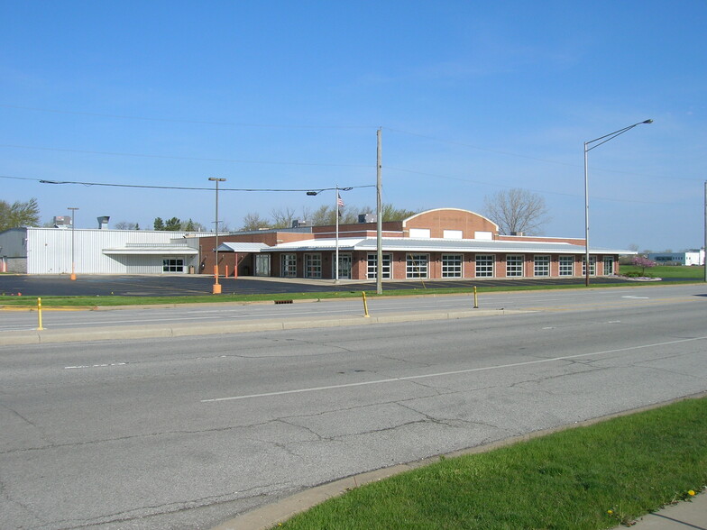 10350 Calumet Ave, Munster, IN for sale - Building Photo - Image 3 of 17