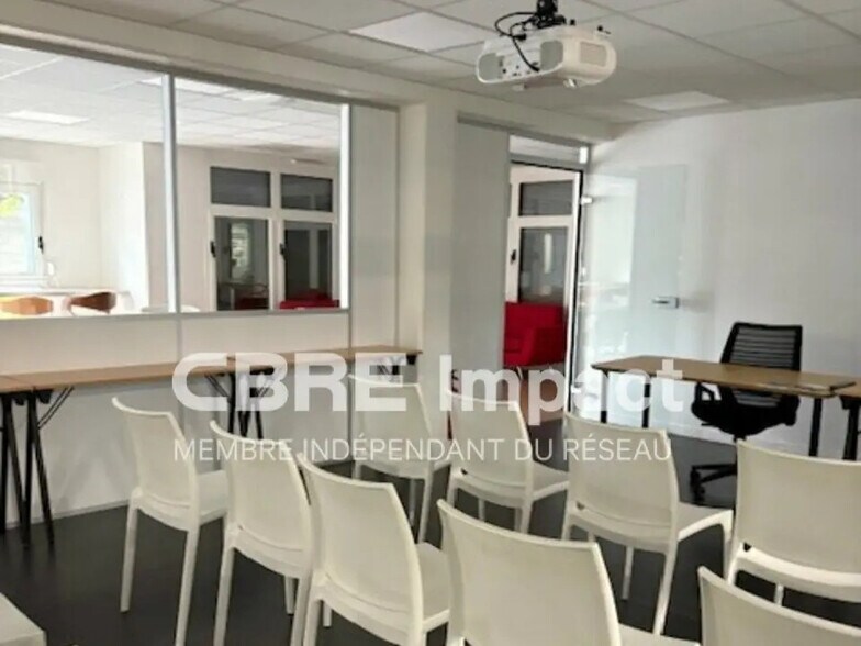 Office in Dijon for sale - Interior Photo - Image 3 of 16