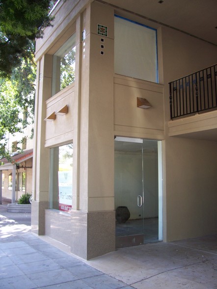 644 Emerson St, Palo Alto, CA for rent - Building Photo - Image 3 of 8