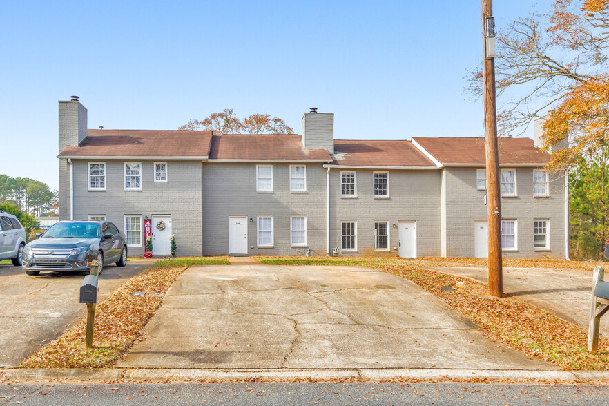 122 Toby Springs Ln, Mcdonough, GA for sale - Primary Photo - Image 1 of 31