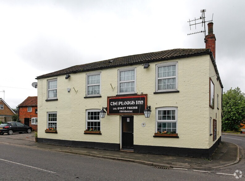 2 Tillbridge Rd, Sturton By Stow for sale - Primary Photo - Image 1 of 1