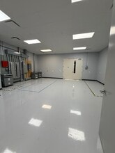 75 Sylvan St, Danvers, MA to rent Interior Photo- Image 1 of 10