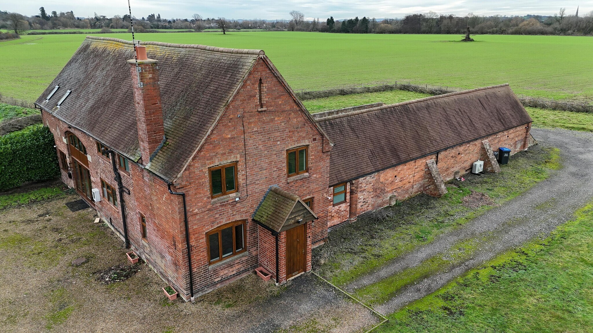 Old Barn Cottage Barford Road, Warwick for sale Primary Photo- Image 1 of 1