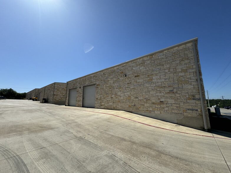 12112 Anderson Mill Rd, Austin, TX for rent - Building Photo - Image 2 of 6