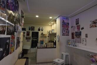 Retail in Madrid, Madrid to rent Interior Photo- Image 2 of 5