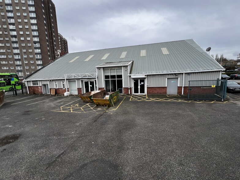 14-16 Tong Rd, Leeds for sale - Building Photo - Image 1 of 4