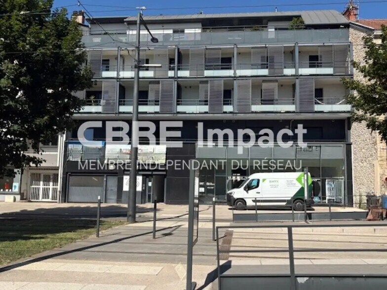 Office in Dijon to rent - Building Photo - Image 1 of 6